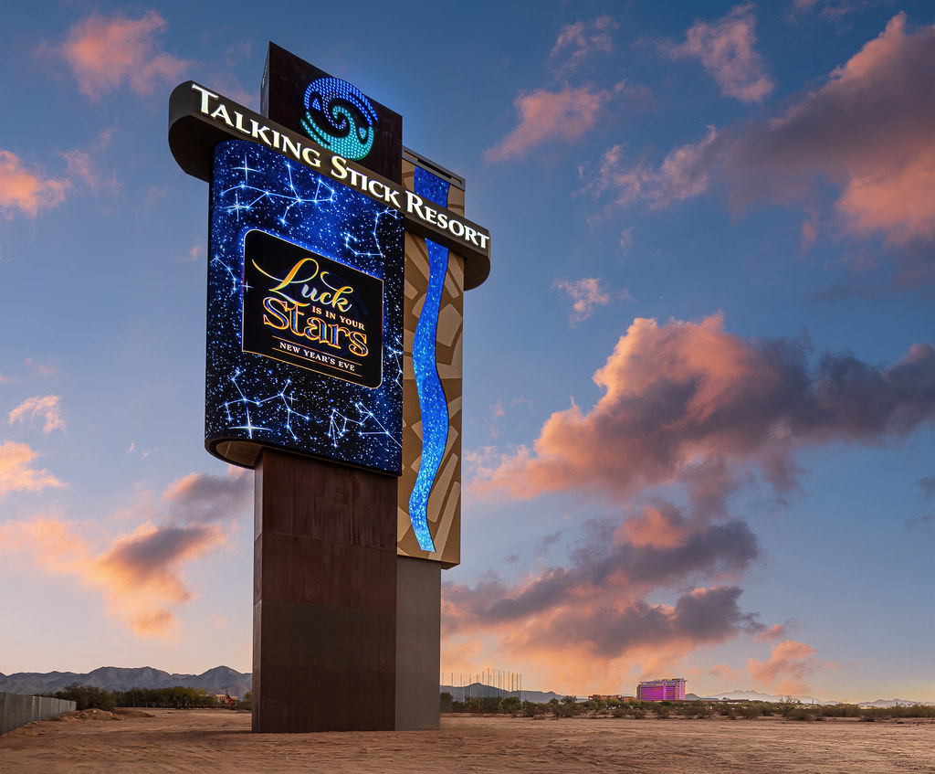 Large-Scale LED Upgrade at Talking Stick Resort - YESCO Completes Large-Scale LED Upgrade at Talking Stick Resort
YESCO Completes Large-Scale LED Upgrade at Talking Stick Resort