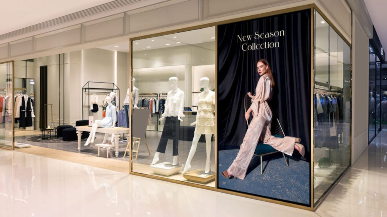 World’s Largest LCD: Samsung Launches 115″ Display - Samsung launches 115" LCD display (Image: Samsung) Samsung launches 115" LCD display (Image: Samsung)