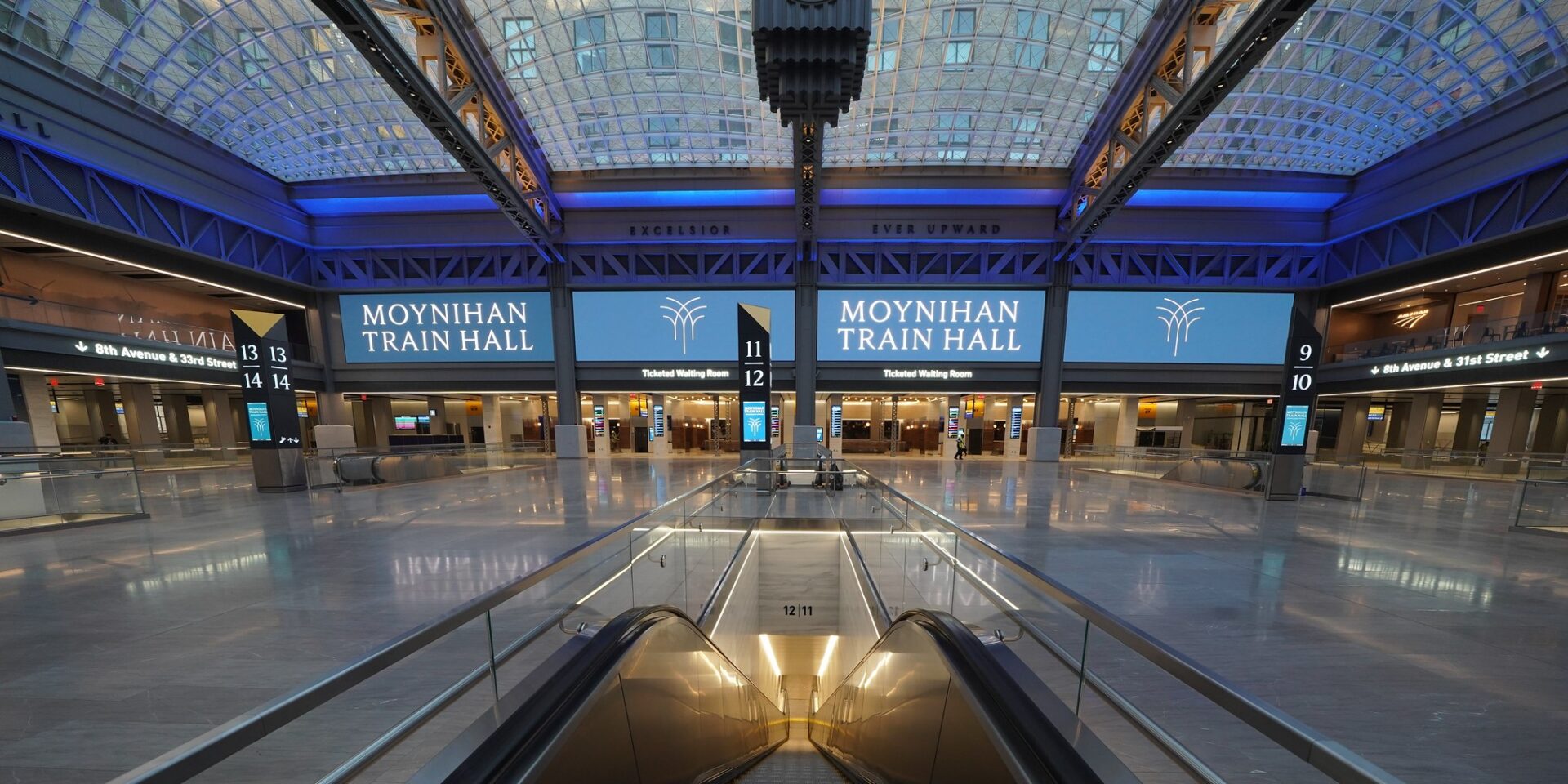 NYC’s New Moynihan Train Hall Features 1,700 SF Of 4mm LED