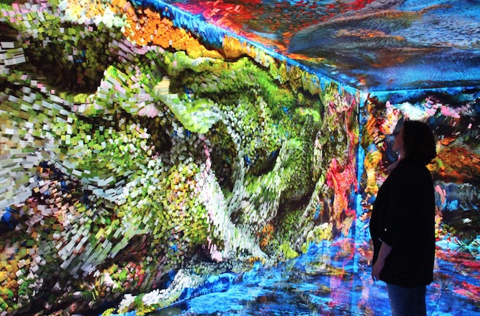 Gaudi Fans Get Immersed In Architect’s Genius In Six-Sided LED Cube Room