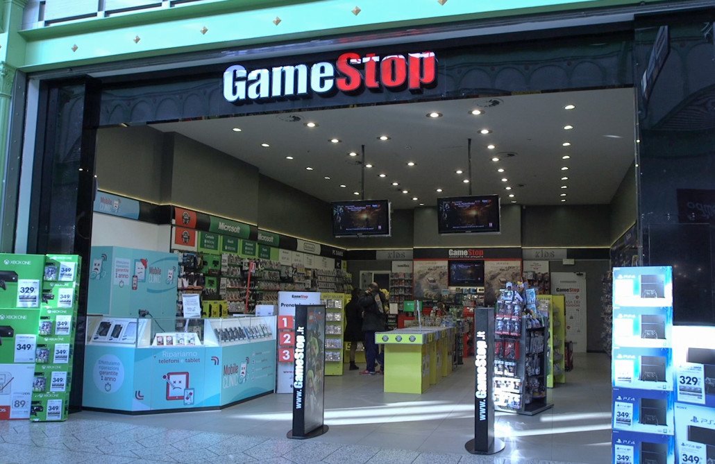 Projects: 1,000+ GameStops In Europe Roll Out Using IAdea, Signagelive