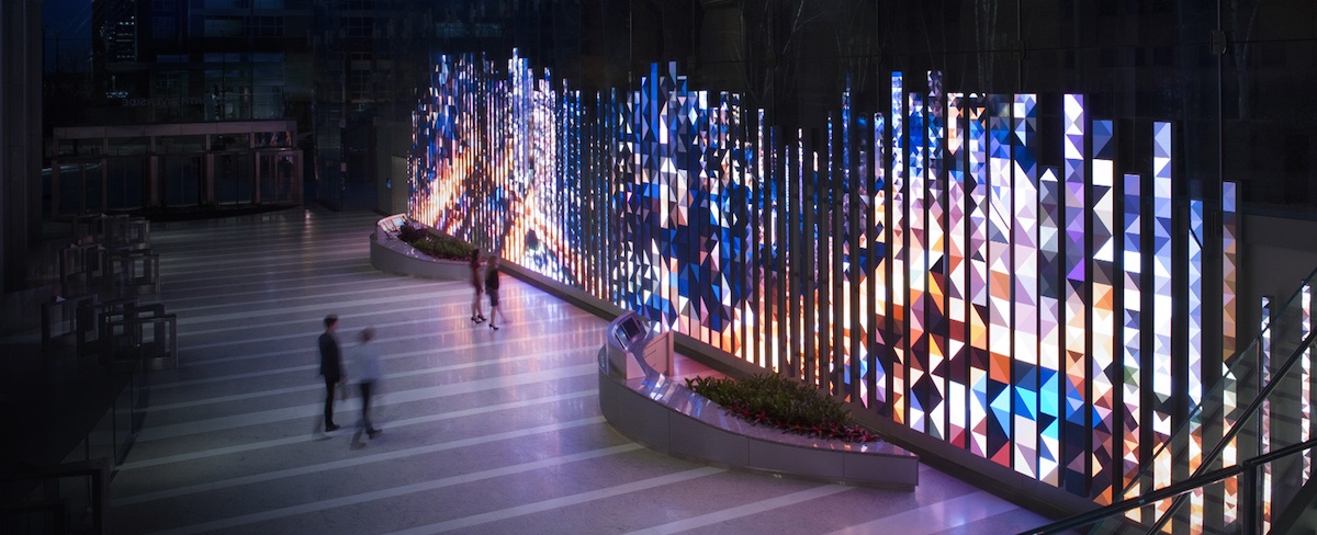 Projects: New Chicago Office Tower Switches On Amazing Staggered Column LED Wall