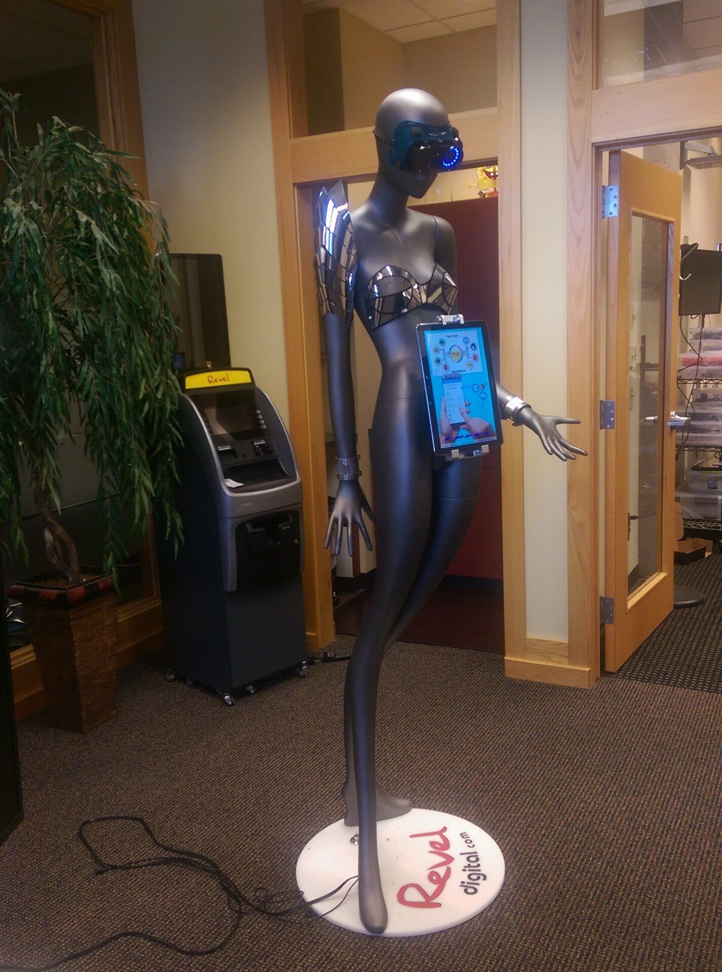Meet Veronica, Revel’s Digital Mannequin