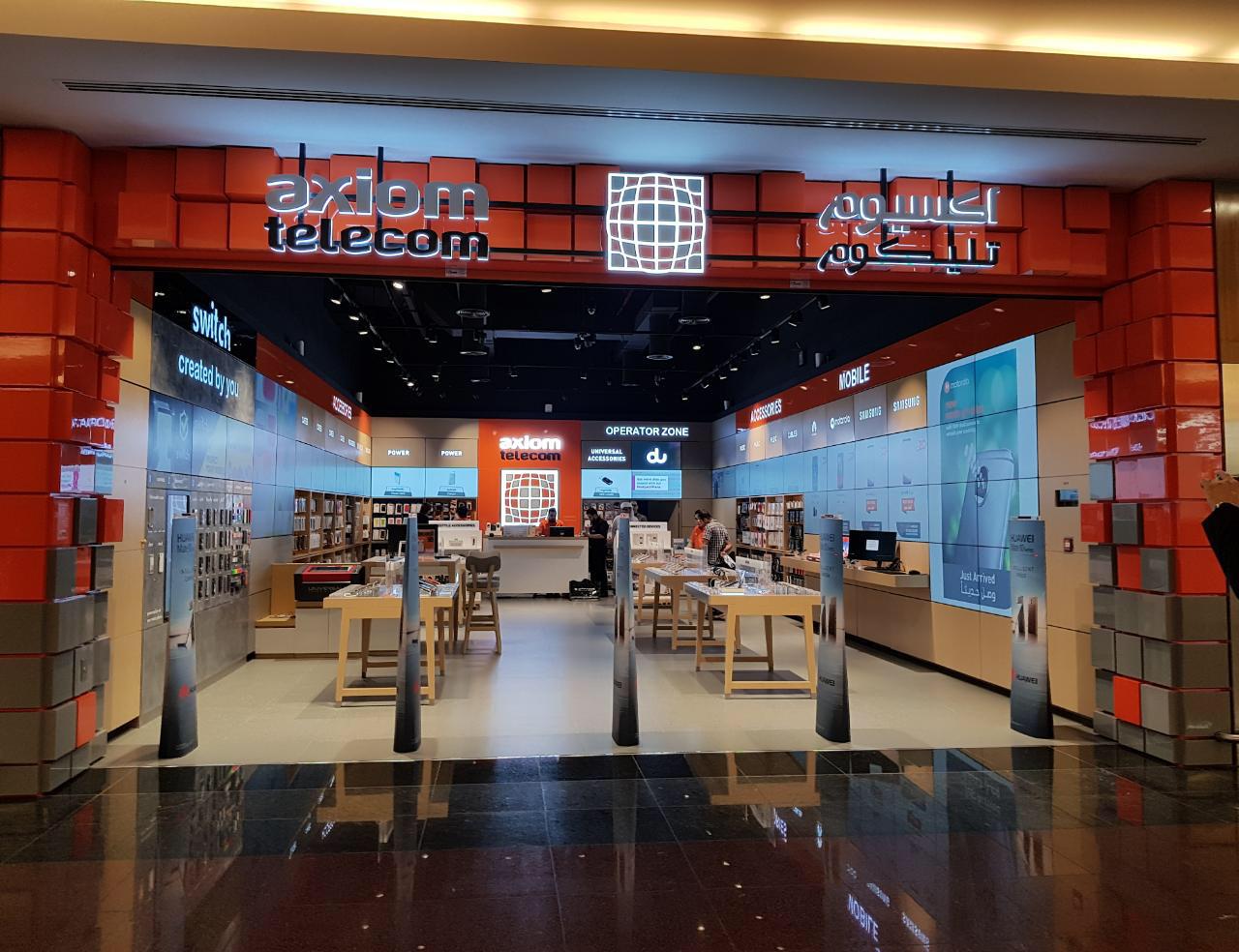 Renovated Abu Dhabi Telecom Retailer Has Wall To Wall Screens