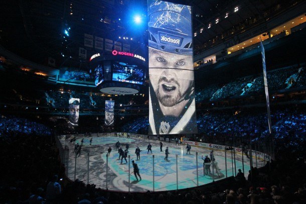 Sightings: NHL Team Floods Ice With Digital Projections