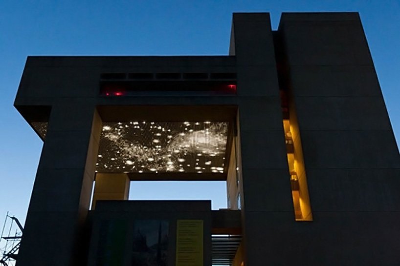 Project Profile: The Night Sky In LEDs, As Tribute To Carl Sagan