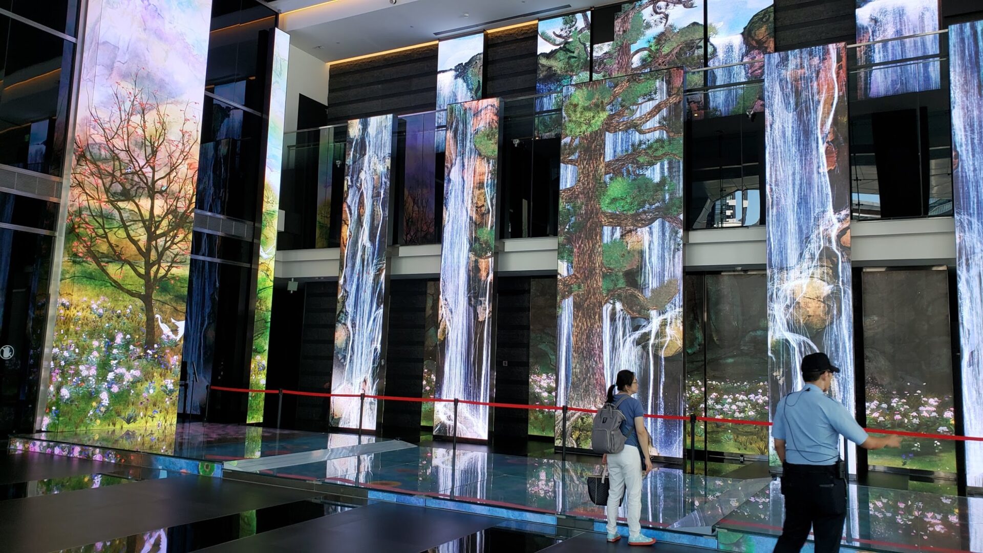 It’s Showing Its Age, But This Taiwan Bank’s Lobby Has One Of The Best Digital Signage Installs On The Planet