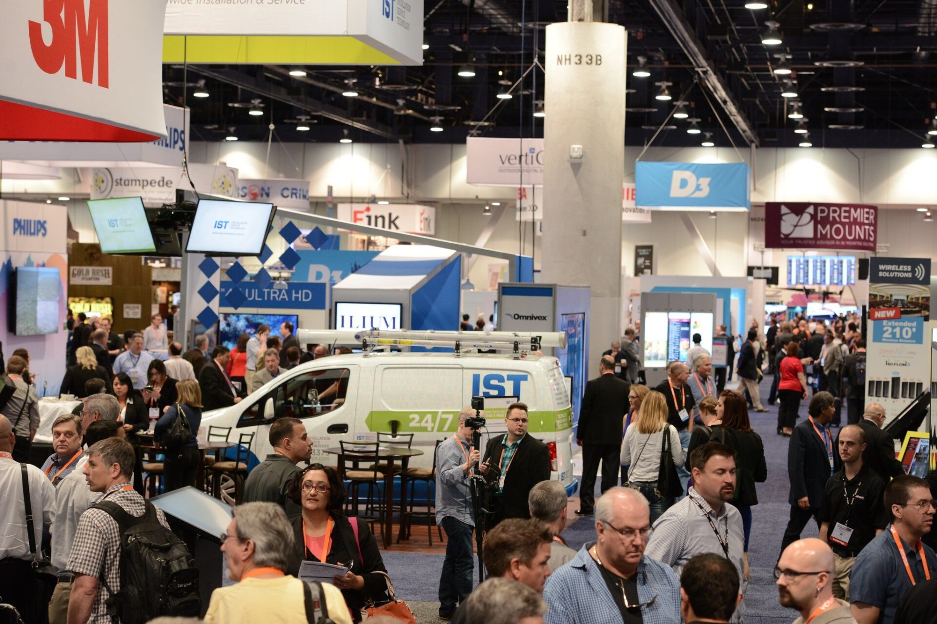 Time Running Out To Get Your Free DSE Booth Field Guides In