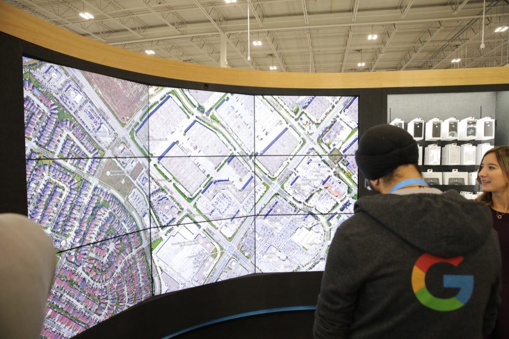 Google Shops Open In Canada With 3×3 Feature Video Walls
