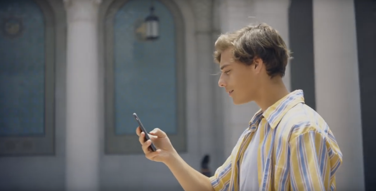 How Local Businesses Can Use Digital Signage To Attract Pokémon Go Fans