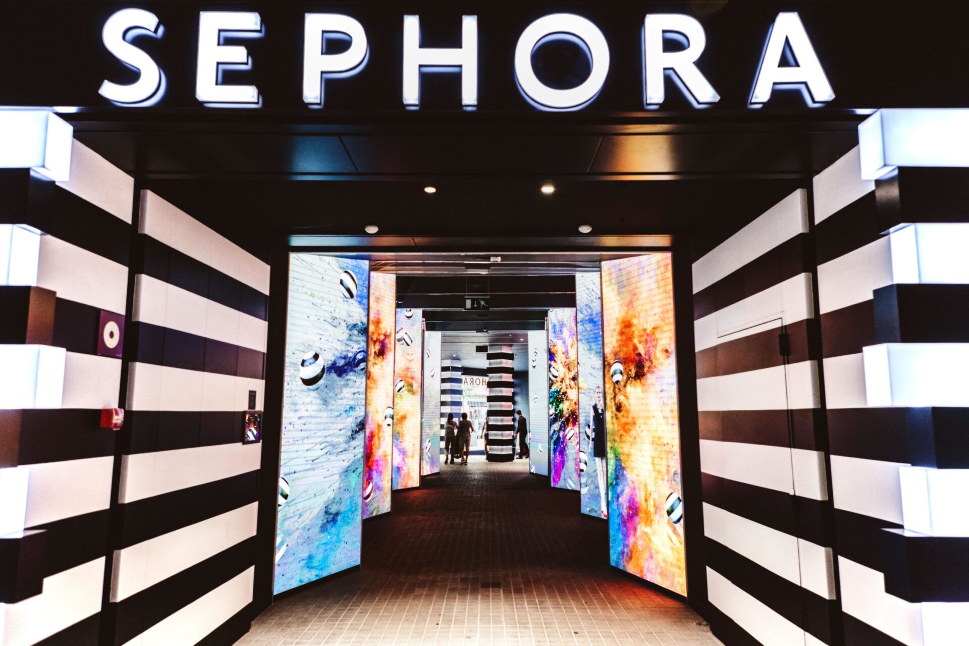 Watch A Video Of The Digitally-Loaded Sephora Flagship In Barcelona