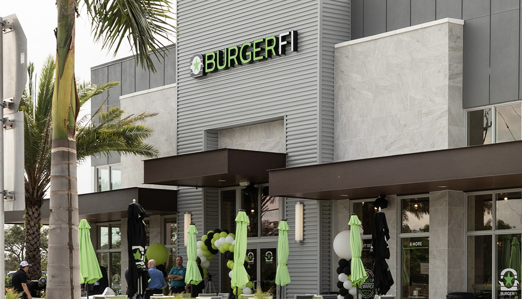 Self Service Kiosks Up Order Values By 18.5% During Burger Chain’s Pilot; Triggers Rollout