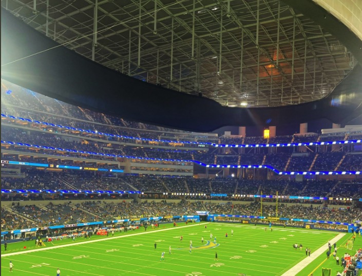 That Giant Infinity Halo Screen At LA’s SoFi Stadium Went Dark During Much Of Weekend NFL Game