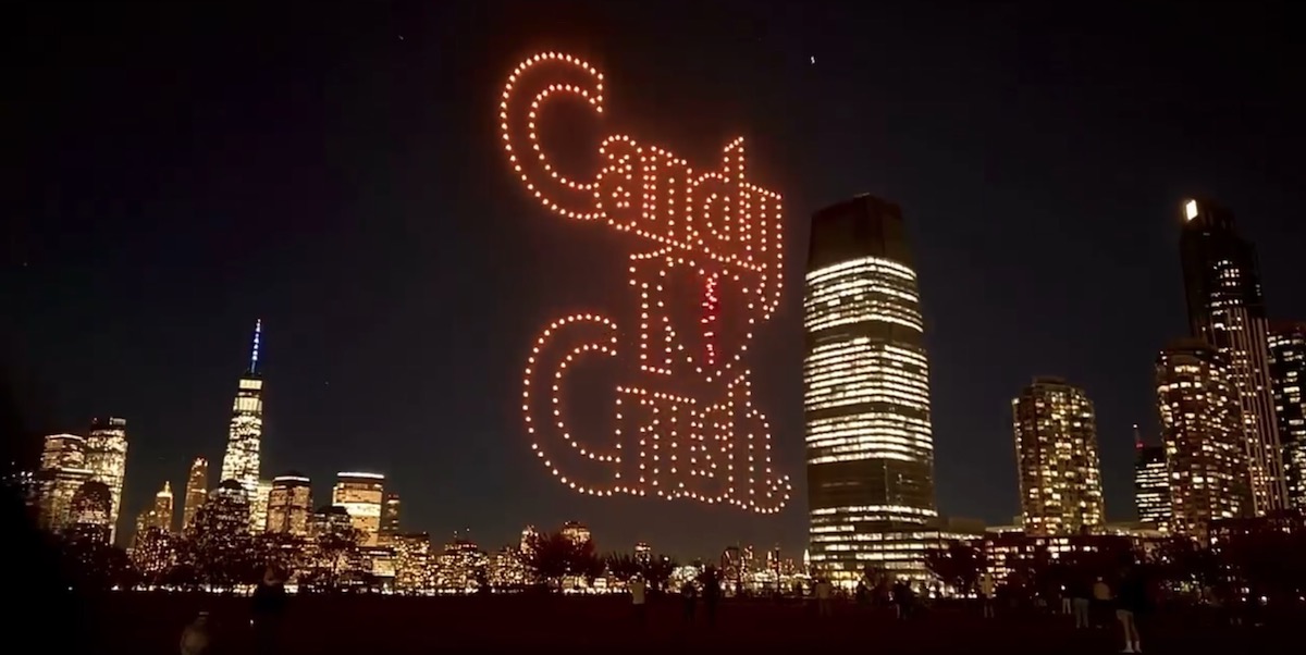 Some 500 Sync’d Drones Take Over NYC Skyline To Market Candy Crush; Residents Unimpressed