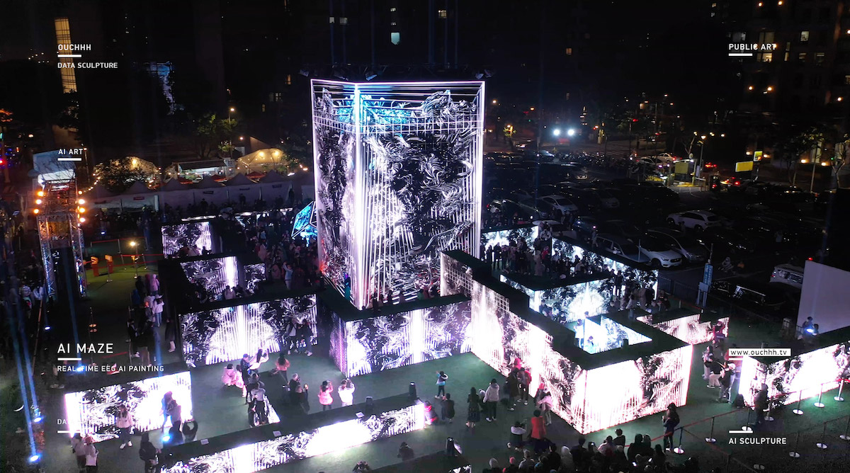 LED Tower And Walls Create Data Sculpture Maze In Taipei