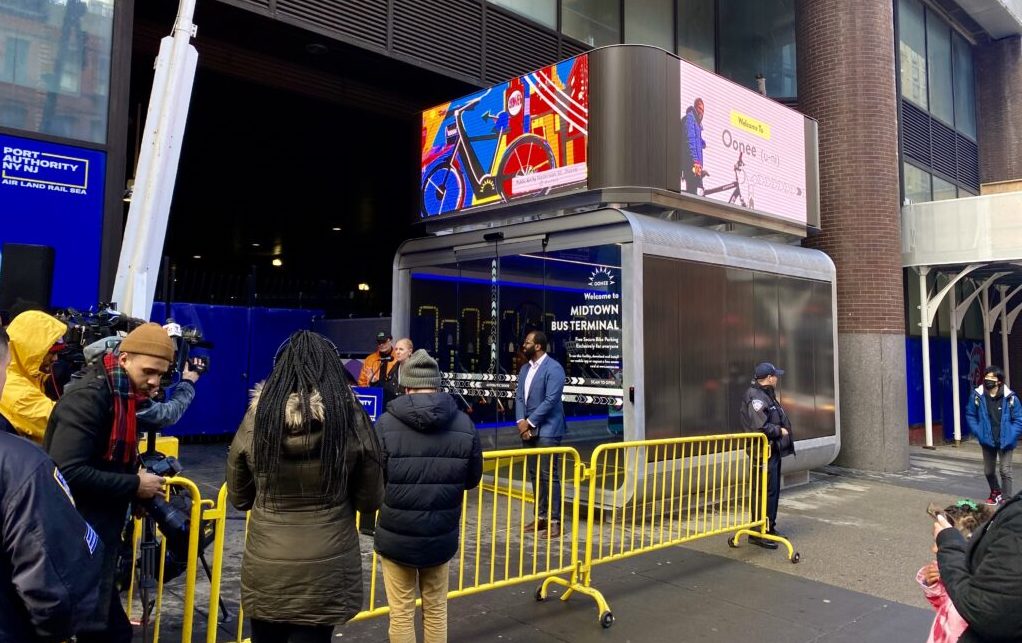 NY Port Authority Adds DOOH-Supported Bike Storage Locker To City Infrastructure