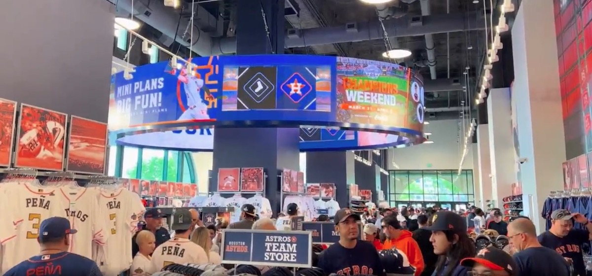 Houston Astros Add LED Halo Display To Ballpark – INSIDE The Fan Store
