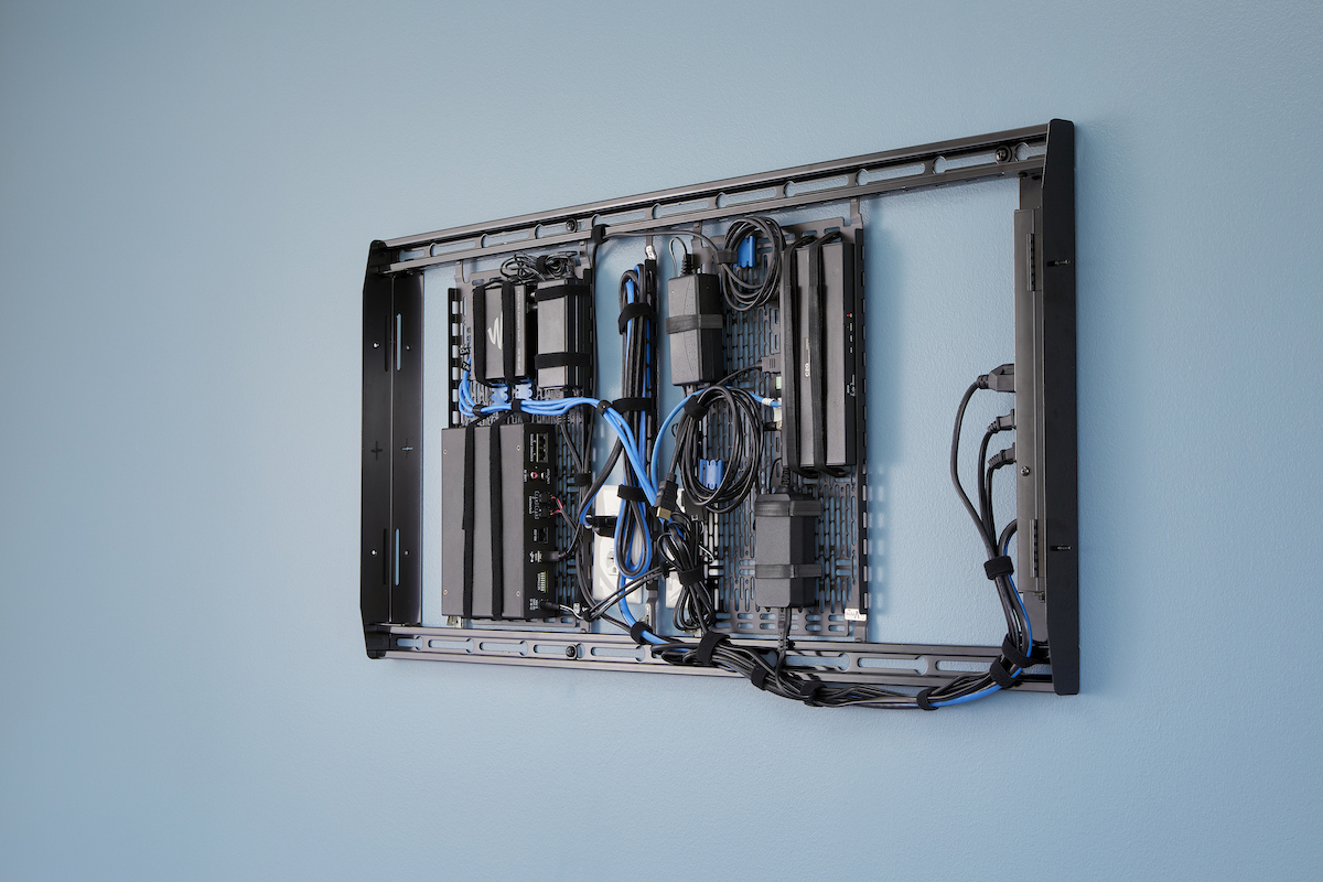 Chief Says New Tempo Flat Panel Mount Solution Streamlines Display Deployments