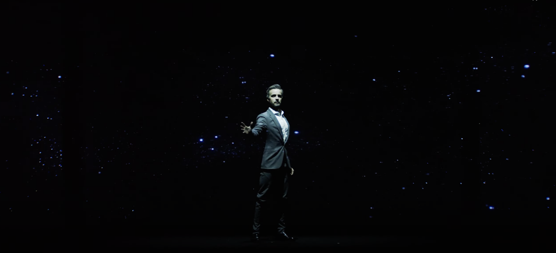 Partners Start Marketing Mesh-Based Screen For Projected Visual Illusions