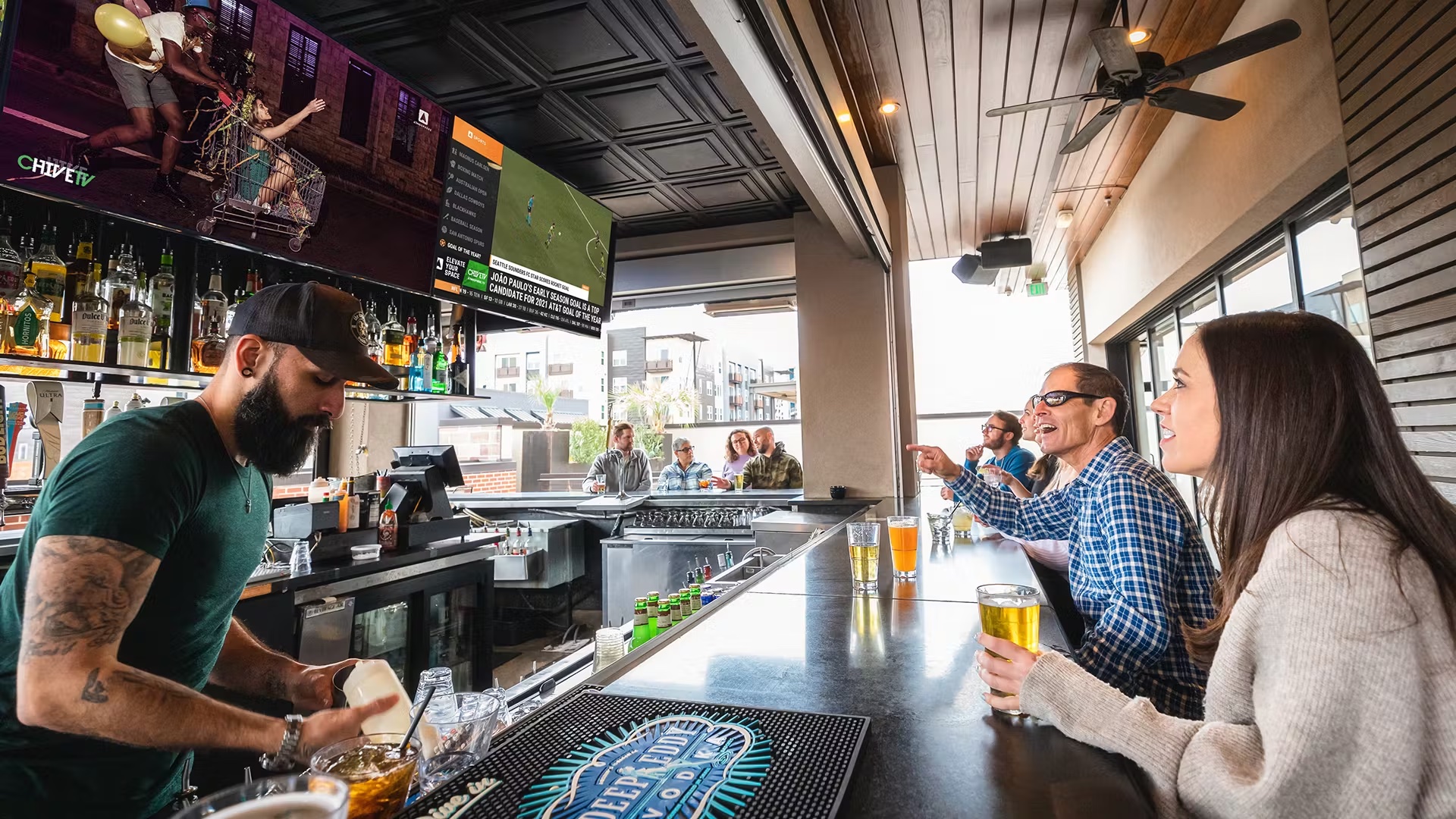 Atmosphere TV Partners With Delaware North To Add U.S. Airport Bars And Restaurants To Screen Network