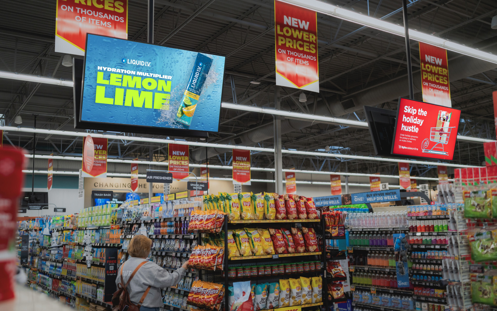 Midwest Grocer Hy-Vee Opts In On Grocery TV Platform For In-Store Media Network; While Appearing To Opt Out On Samsung’s VXT