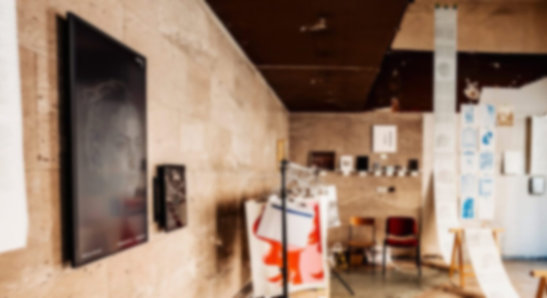 The Academy of Fine Arts and Design at the University of Ljubljana (UL ALUO) has introduced e-paper digital signage into its exhibition spaces